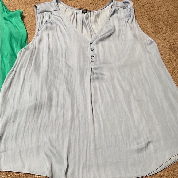 Hilary Radley Bundle of 3 Pleated Buttoned Tops - Picture 7 of 16